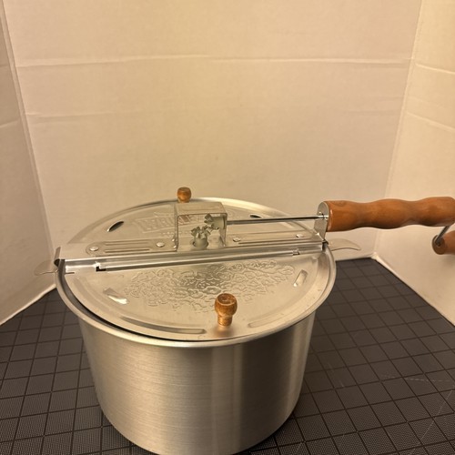 Whirley pop stovetop popcorn - pop,